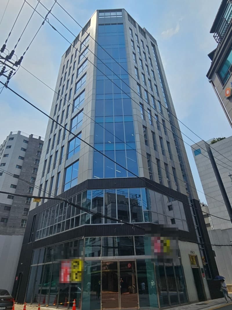 교대정인빌딩 외관