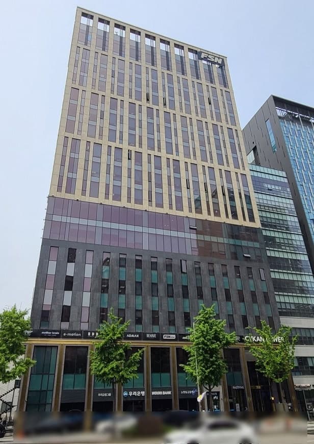 싸이칸홀딩스타워 외관