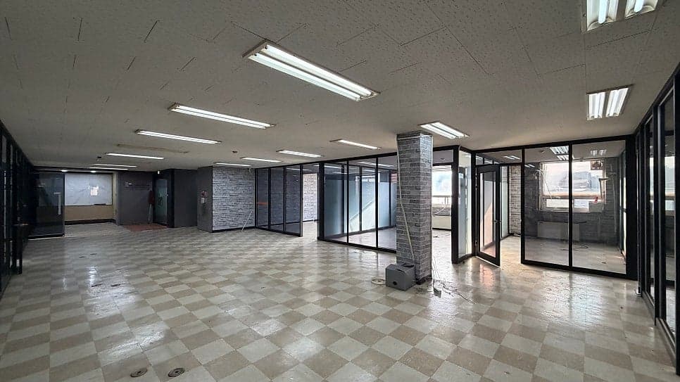 언주역 삼정빌딩 5,6층 | 전용 200평 인테리어 오피스 사진 2