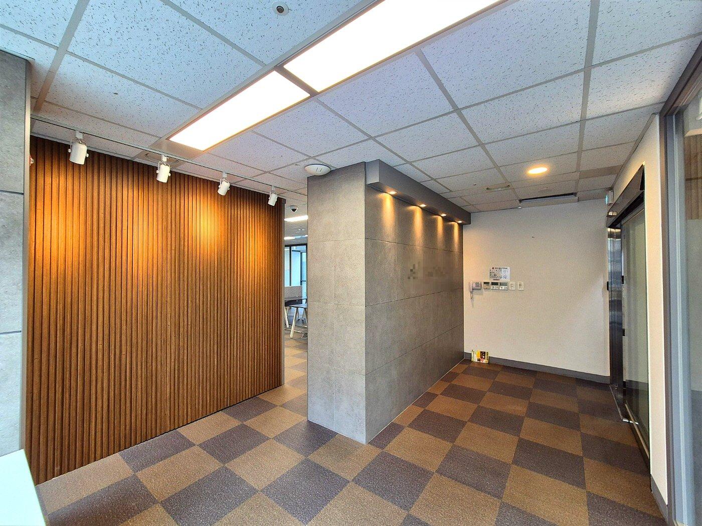 강남구청역 H타워 그레이 톤 인테리어 사무실 임대