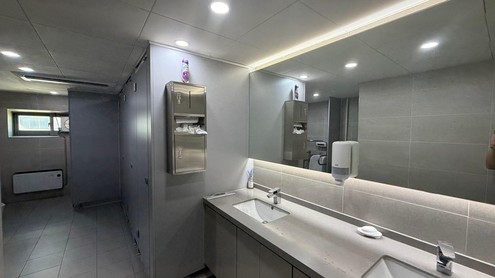 삼성역 성보타워 2층 | 전용 146평 인테리어 오피스 사진 3