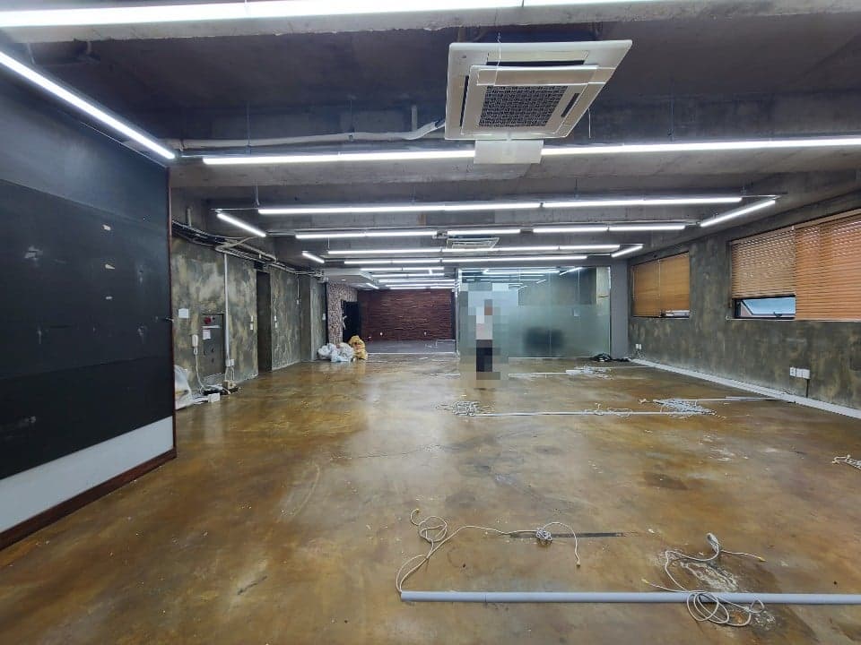 강남구청역 동성빌딩 2층 | 전용 85평 인테리어 오피스 사진 2