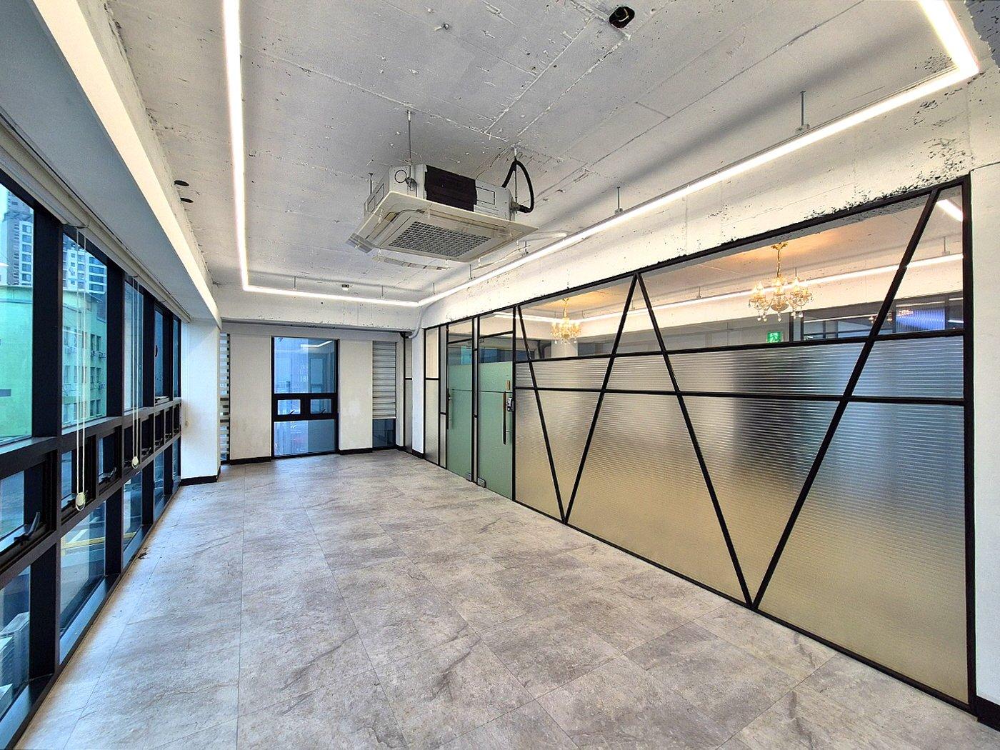 강남역 삼정빌딩 302층 | 전용 28.4평 인테리어 오피스 사진 8