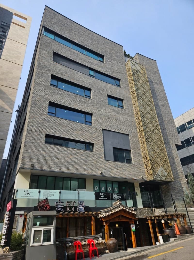 캠프지빌딩 외관